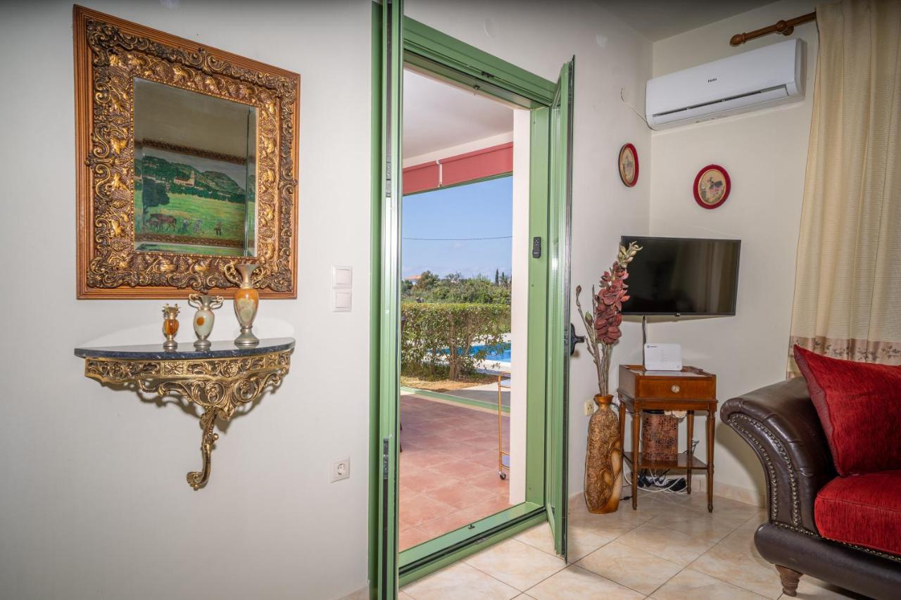 Monambeles Villas Svoronata Luaran gambar