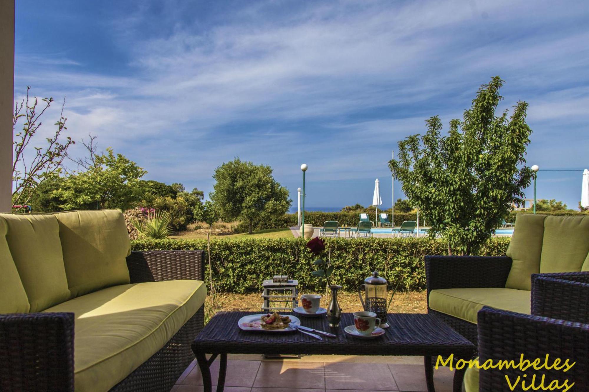 Monambeles Villas Svoronata Bilik gambar