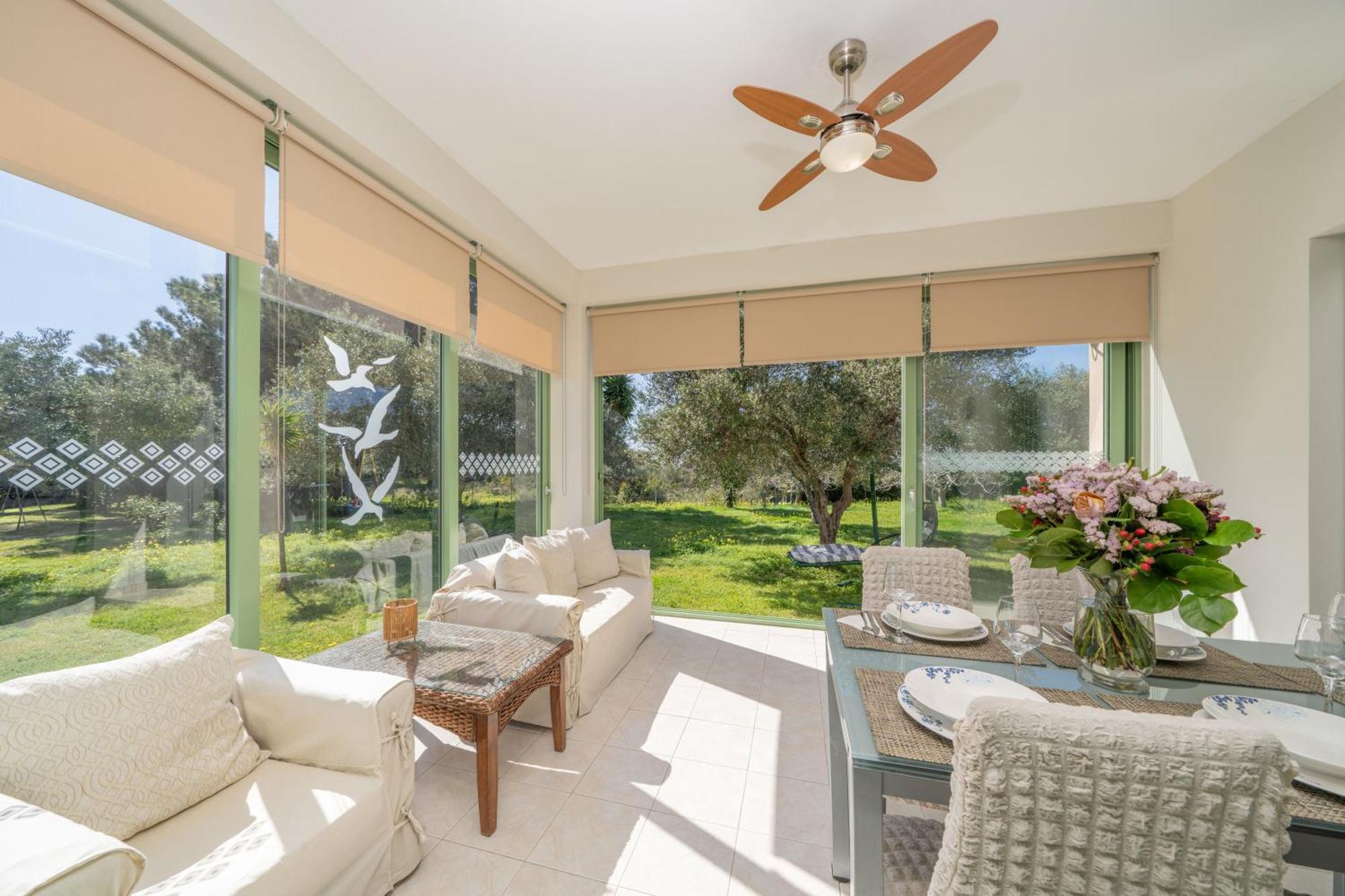 Monambeles Villas Svoronata Luaran gambar