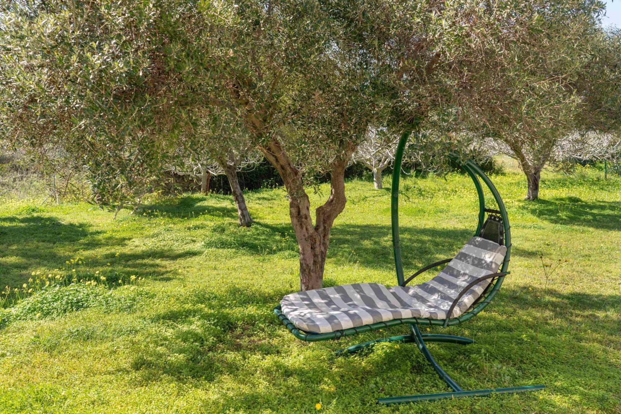Monambeles Villas Svoronata Luaran gambar